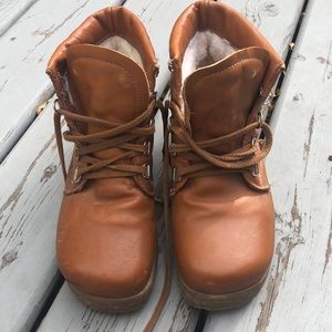Vintage Blondo Boots - New condition!